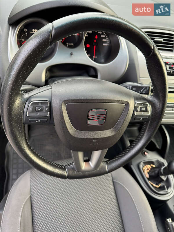 Минивэн SEAT Altea XL 2015 в Киеве