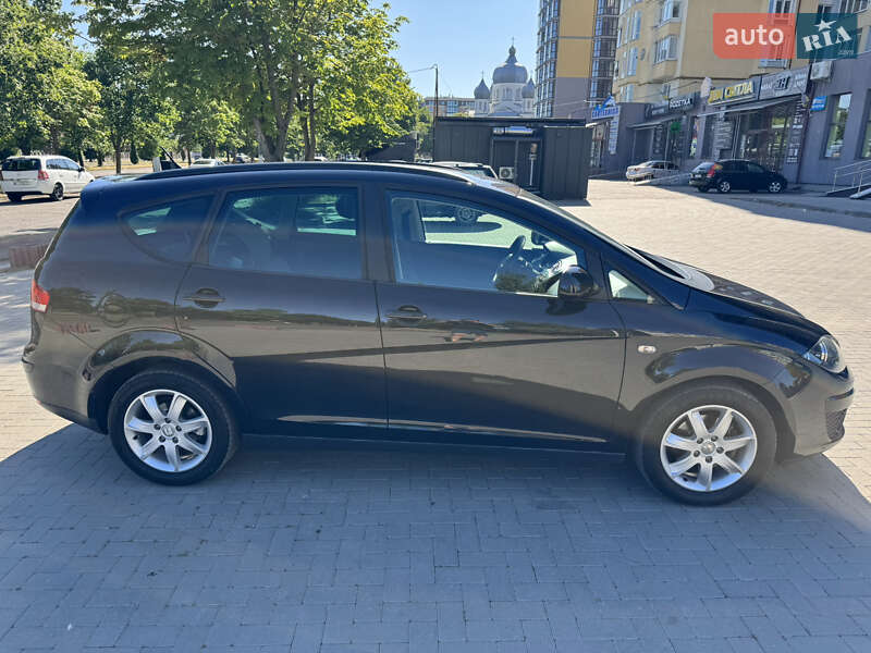 Минивэн SEAT Altea XL 2010 в Калуше