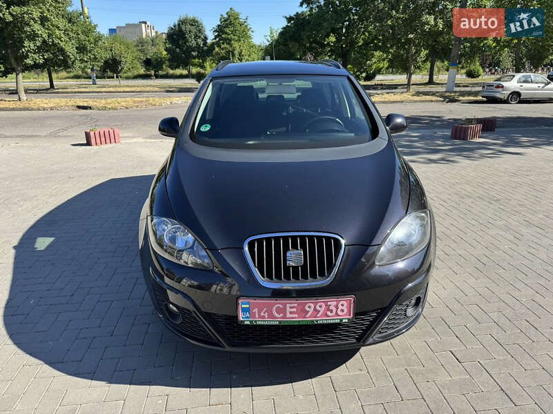 Минивэн SEAT Altea XL 2010 в Калуше