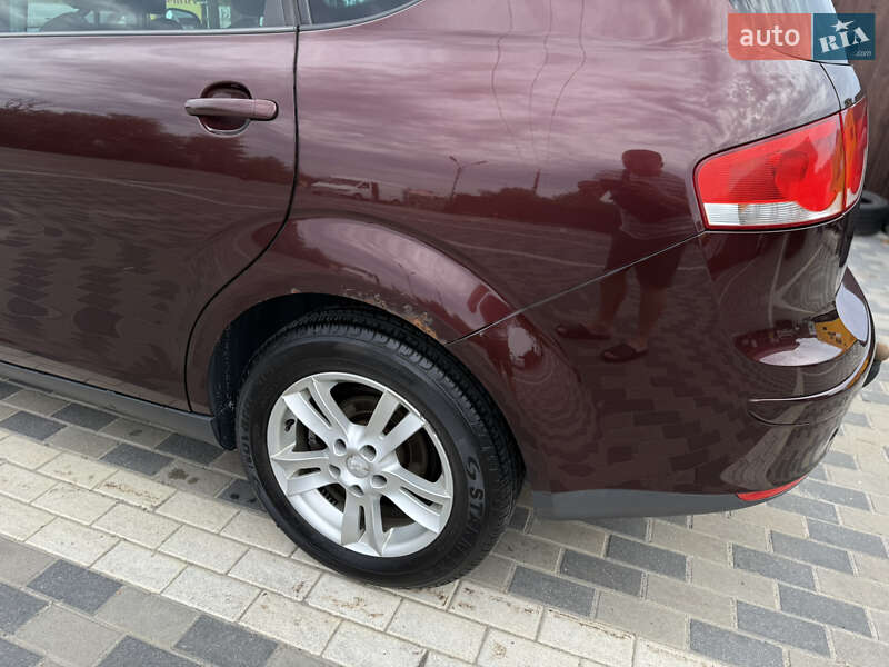 Минивэн SEAT Altea XL 2008 в Киеве