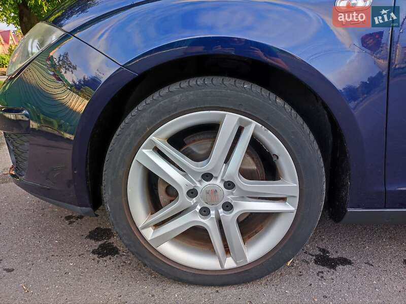 Минивэн SEAT Altea XL 2009 в Хмельницком