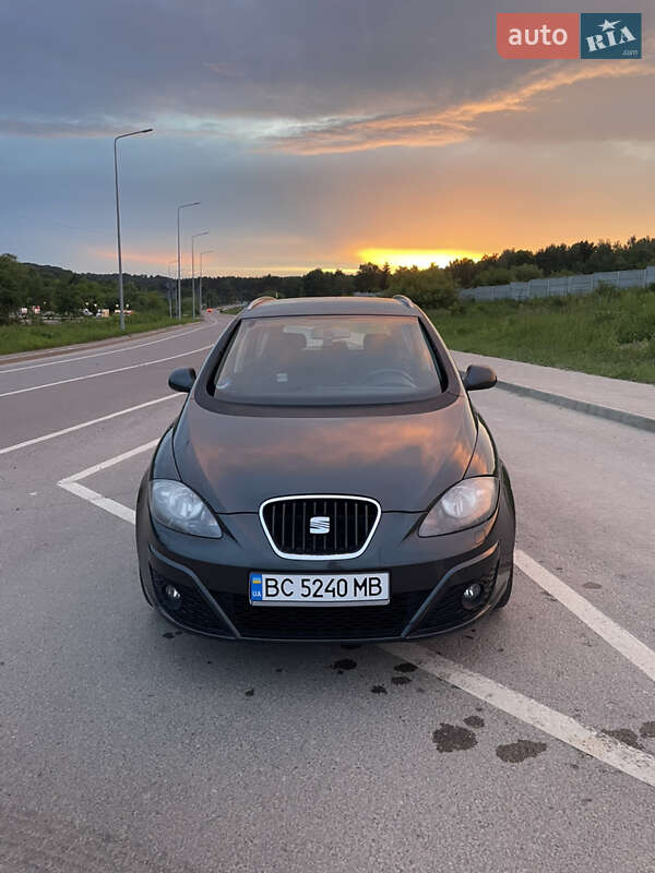 Минивэн SEAT Altea XL 2011 в Львове