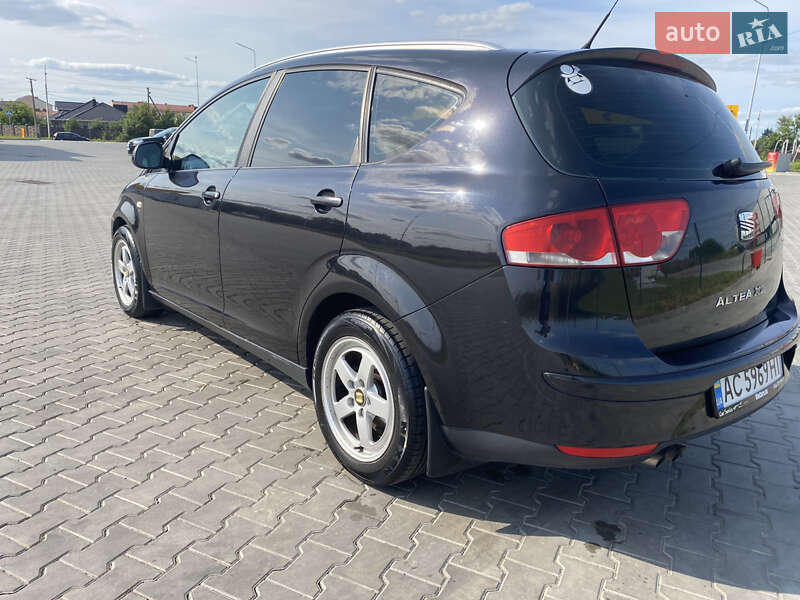 Минивэн SEAT Altea XL 2008 в Луцке фото 3 Минивэн SEAT Altea XL 2008 в Луцке