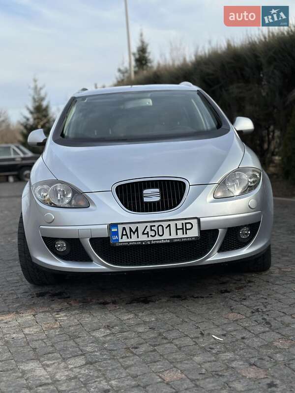 Минивэн SEAT Altea XL 2008 в 