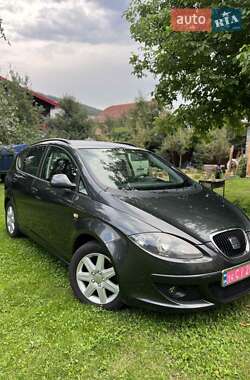 Минивэн SEAT Altea XL 2009 в Сколе