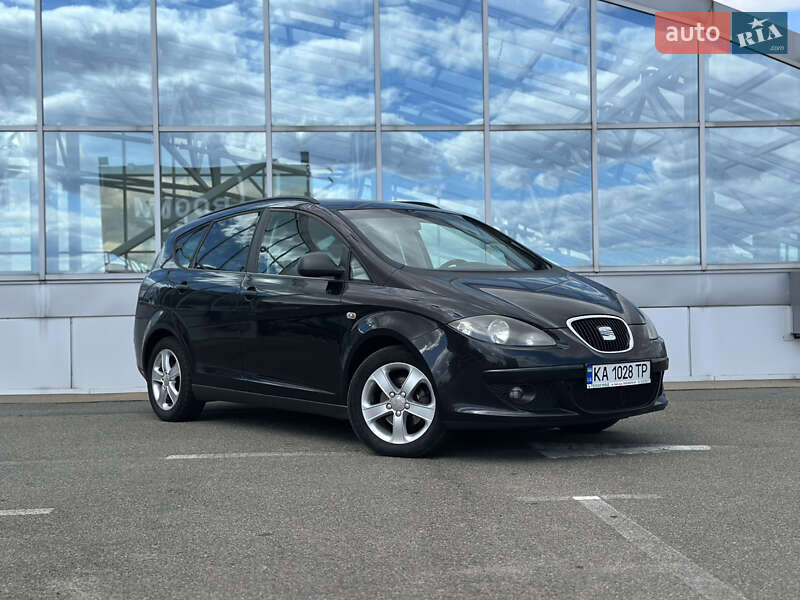 Минивэн SEAT Altea XL 2007 в Киеве