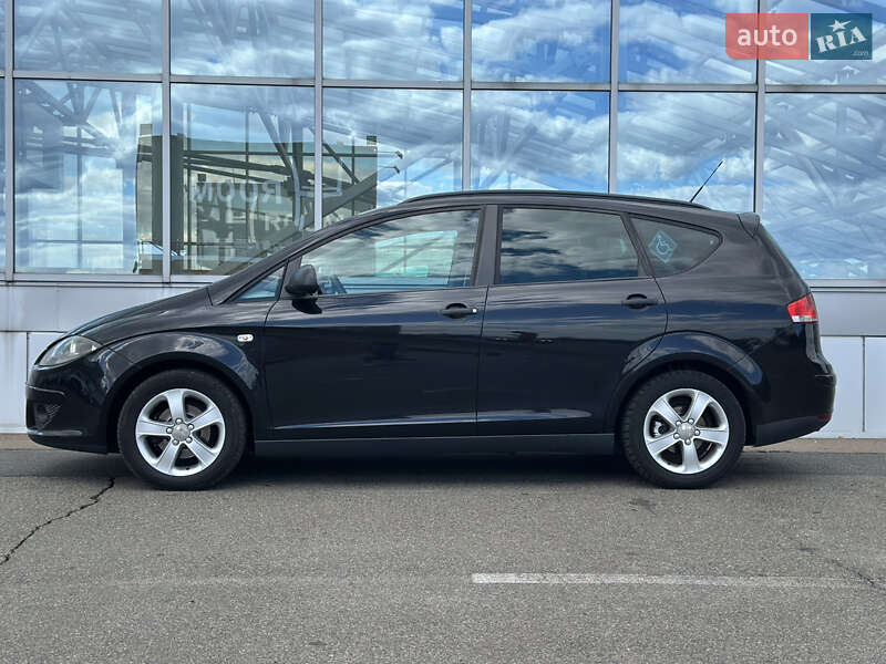 Минивэн SEAT Altea XL 2007 в Киеве