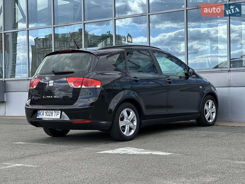 Минивэн SEAT Altea XL 2007 в Киеве