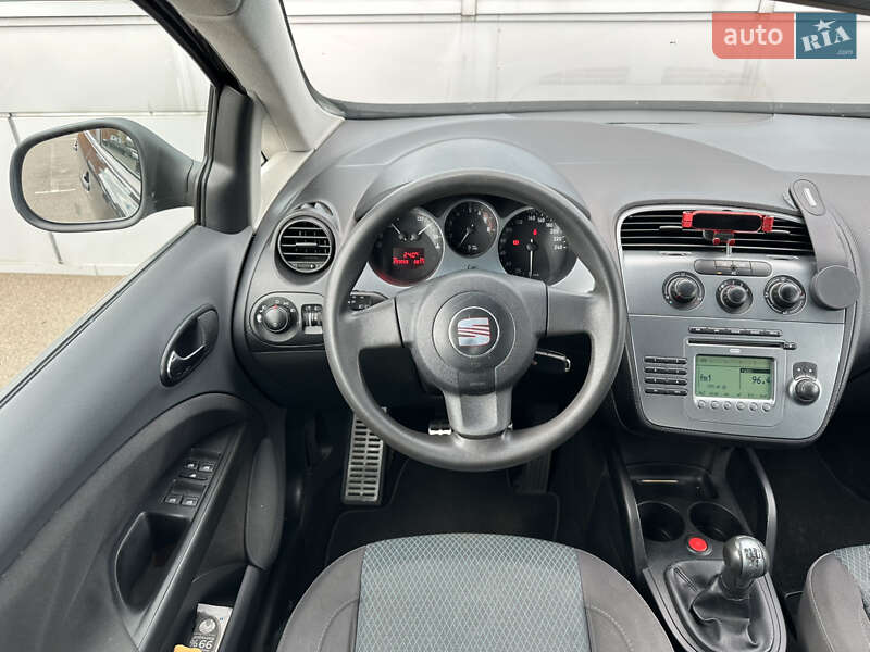 Минивэн SEAT Altea XL 2007 в Киеве