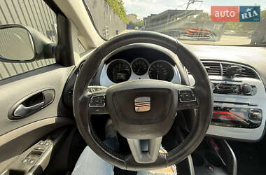Минивэн SEAT Altea XL 2009 в 