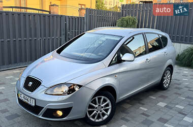 Минивэн SEAT Altea XL 2011 в 
