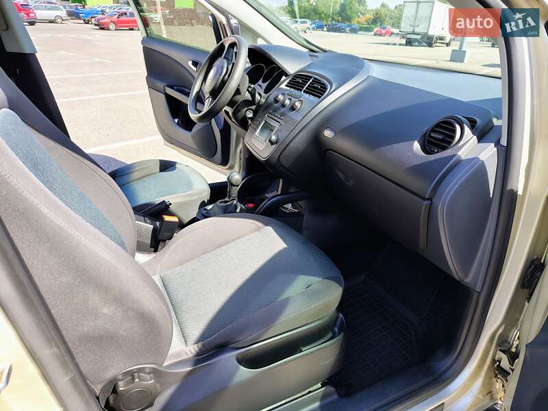 Минивэн SEAT Altea XL 2007 в Киеве