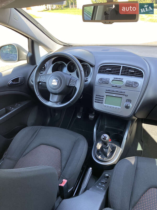 Минивэн SEAT Altea XL 2009 в Луцке фото 23 Минивэн SEAT Altea XL 2009 в Луцке