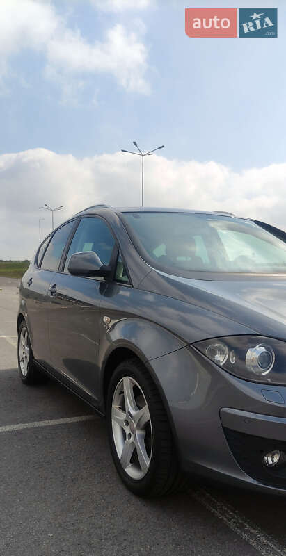 Минивэн SEAT Altea XL 2012 в Львове
