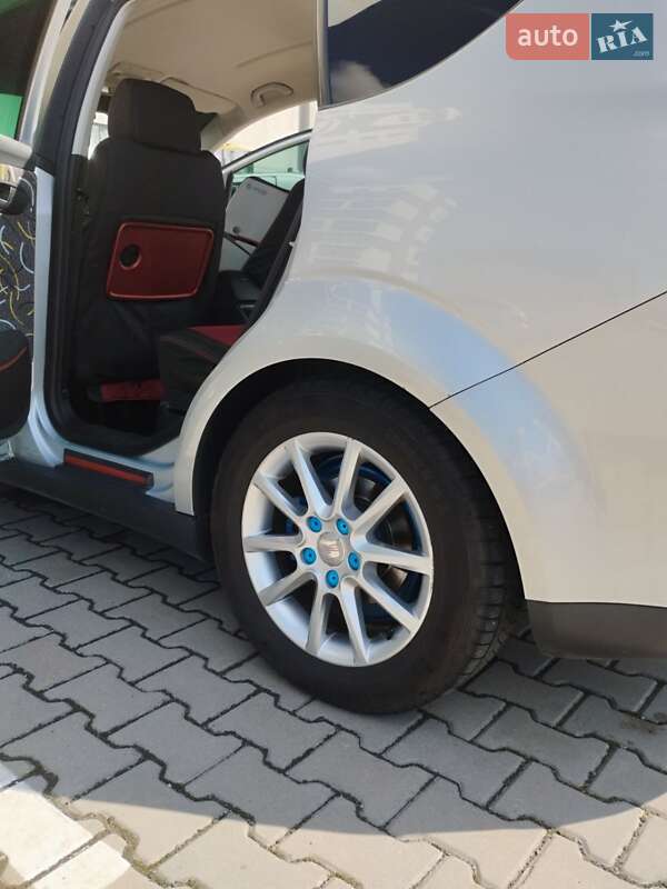 Минивэн SEAT Altea XL 2009 в Ивано-Франковске