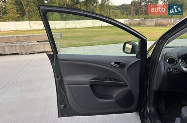 Минивэн SEAT Altea XL 2010 в 