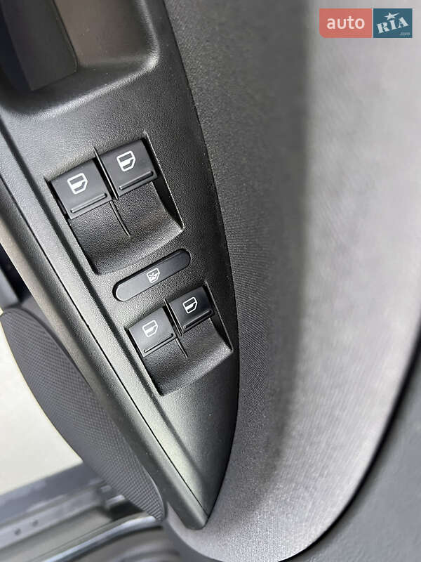 Минивэн SEAT Altea XL 2010 в Луцке