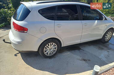 Минивэн SEAT Altea XL 2012 в 