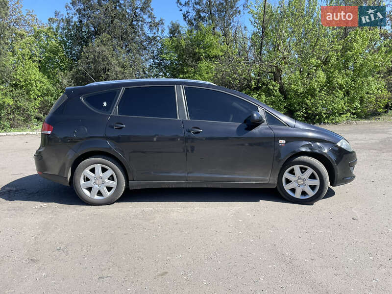Минивэн SEAT Altea XL 2008 в Днепре