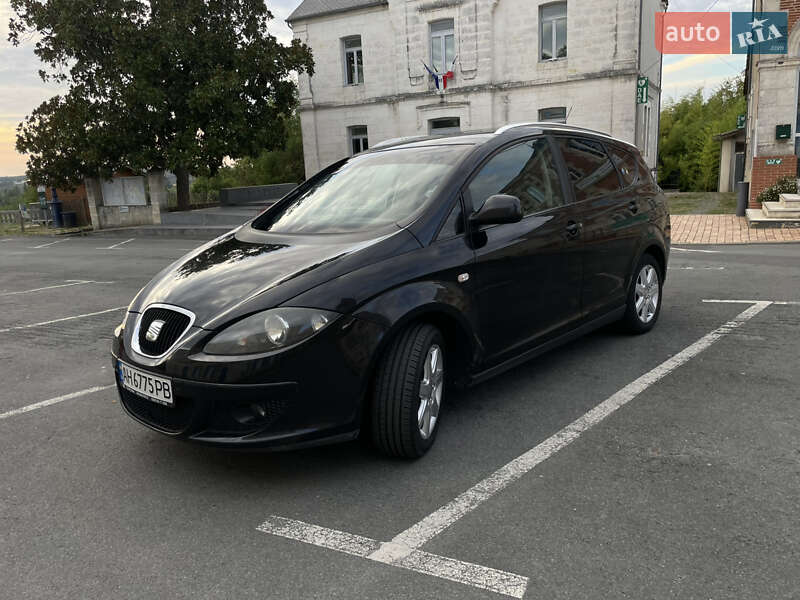 Минивэн SEAT Altea XL 2008 в Днепре