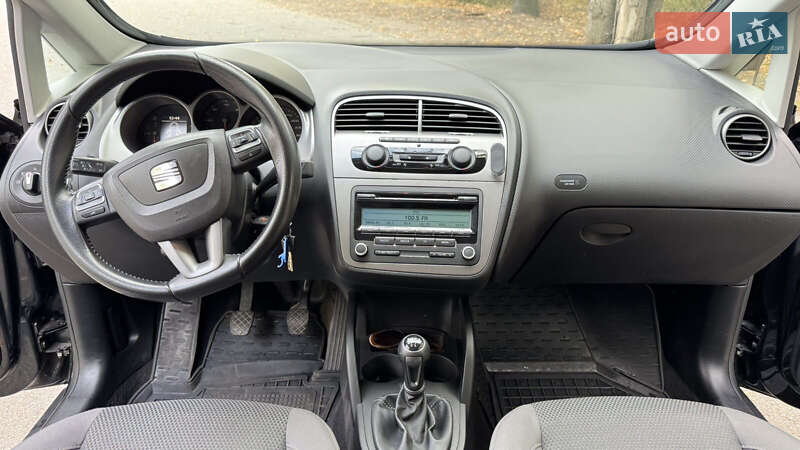 Минивэн SEAT Altea XL 2015 в Новомосковске