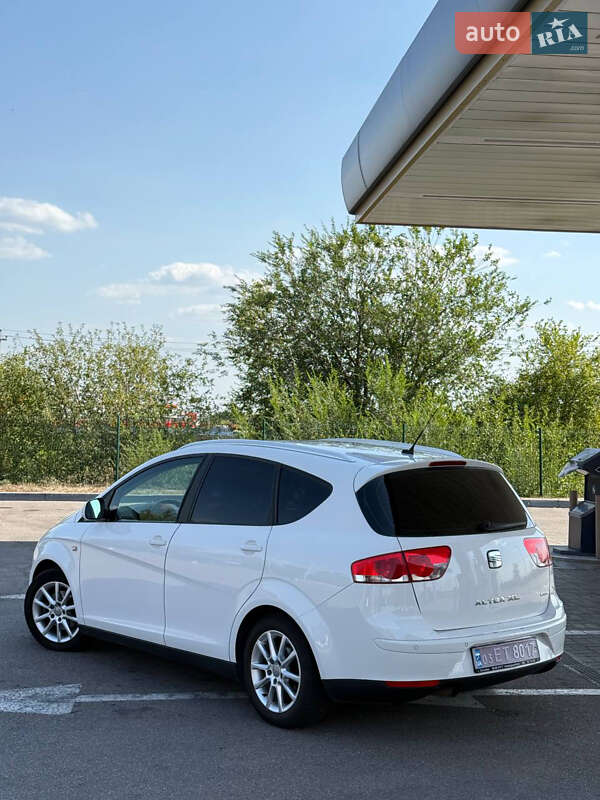Минивэн SEAT Altea XL 2010 в Днепре