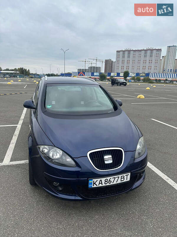 Минивэн SEAT Altea XL 2006 в Киеве