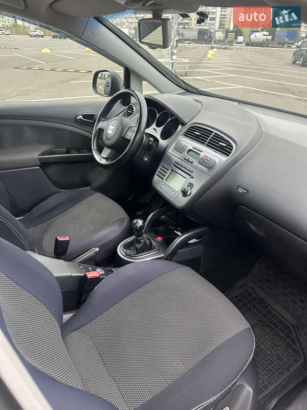 Минивэн SEAT Altea XL 2006 в Киеве