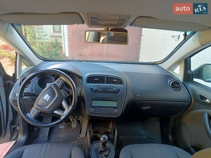 Минивэн SEAT Altea XL 2012 в Харькове