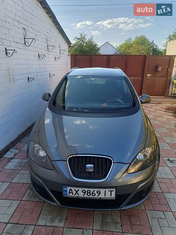 Минивэн SEAT Altea XL 2012 в Харькове