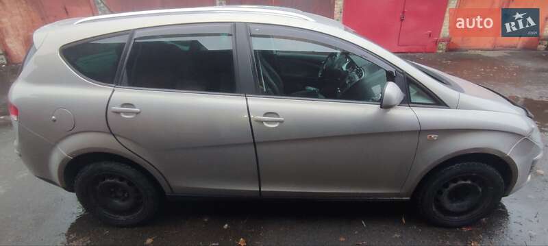 SEAT Altea XL 2010 SEAT Altea XL 2010