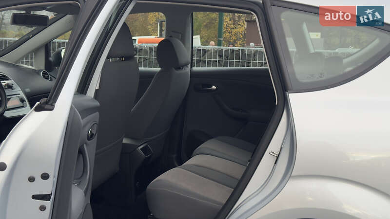 Мінівен SEAT Altea XL 2010 в Стрию