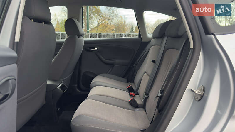 Мінівен SEAT Altea XL 2010 в Стрию