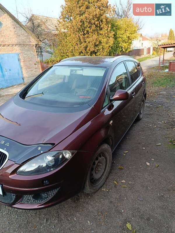 Минивэн SEAT Altea XL 2008 в Умани фото 3 Минивэн SEAT Altea XL 2008 в Умани