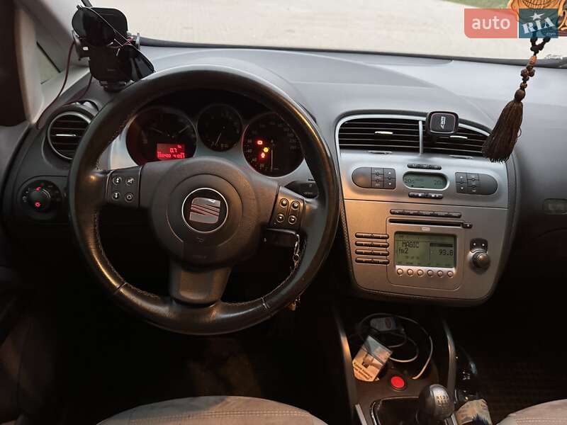 Минивэн SEAT Altea XL 2007 в Киеве