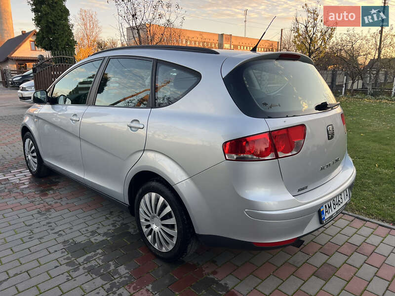Минивэн SEAT Altea XL 2010 в Житомире