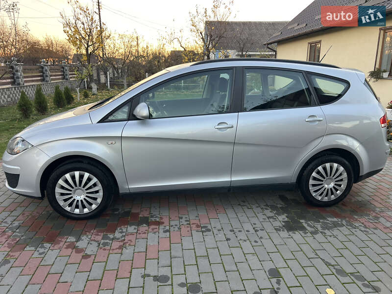 Минивэн SEAT Altea XL 2010 в Житомире