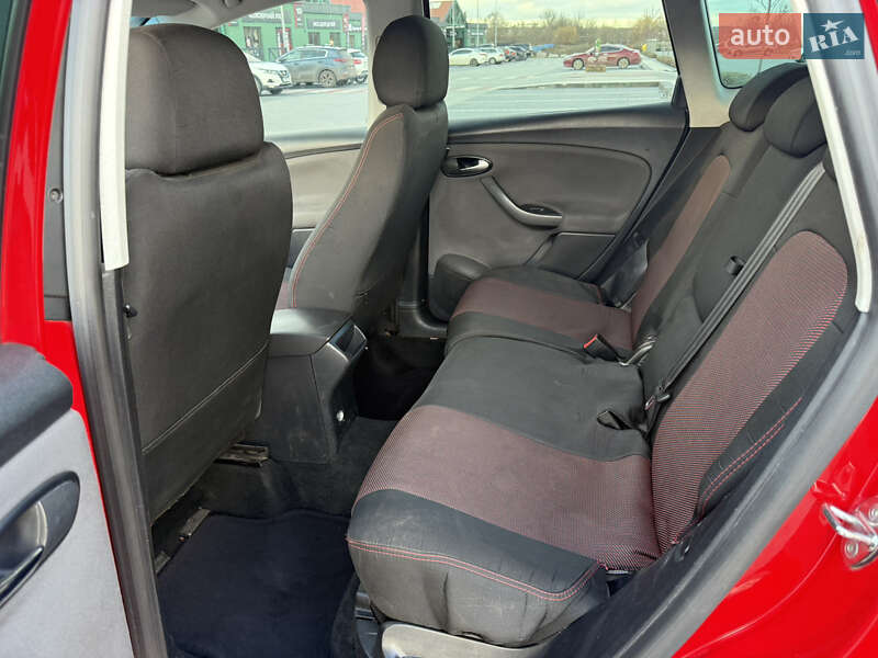 Минивэн SEAT Altea XL 2010 в Ирпене