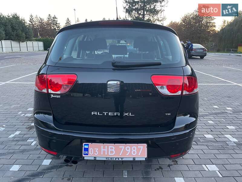 Мінівен SEAT Altea XL 2013 в Луцьку