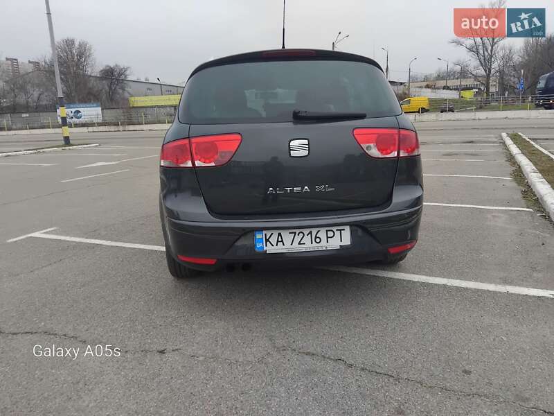 Минивэн SEAT Altea XL 2010 в Киеве