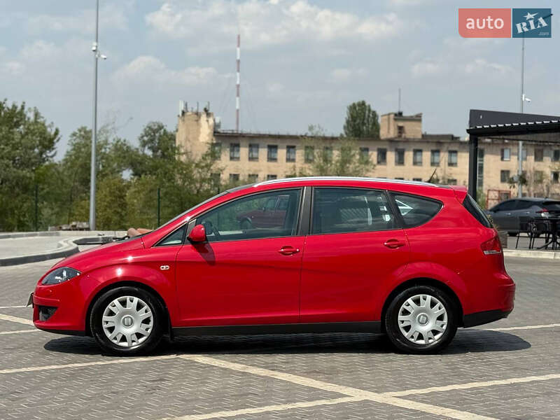 Минивэн SEAT Altea XL 2007 в Кривом Роге