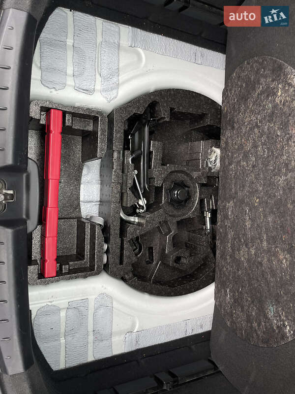 Мінівен SEAT Altea XL 2012 в Луцьку