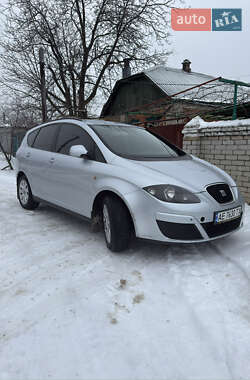 Минивэн SEAT Altea XL 2010 в Харькове