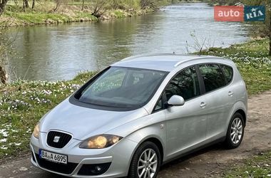 Мінівен SEAT Altea XL 2010 в Житомирі