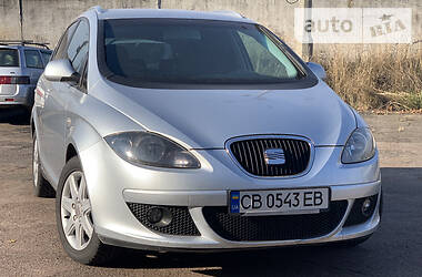 Хэтчбек SEAT Altea 2008 в Киеве