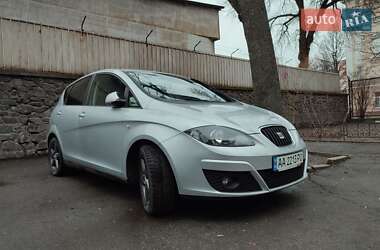 Минивэн SEAT Altea 2015 в Киеве