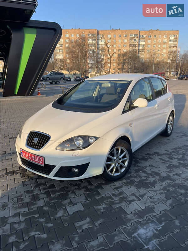 Минивэн SEAT Altea 2009 в Луцке