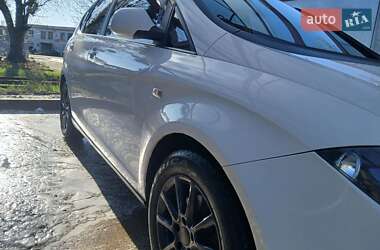 Минивэн SEAT Altea 2010 в 
