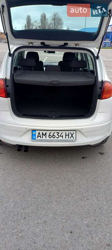 Минивэн SEAT Altea 2009 в Житомире