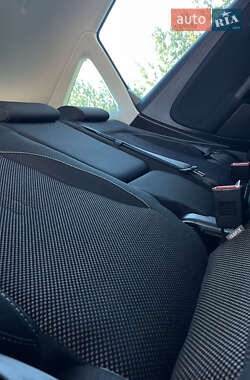 Мінівен SEAT Altea 2011 в 